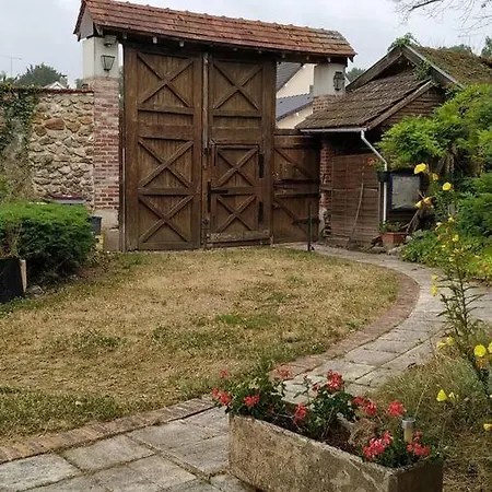 Hébergement de vacances Les Dames De France *